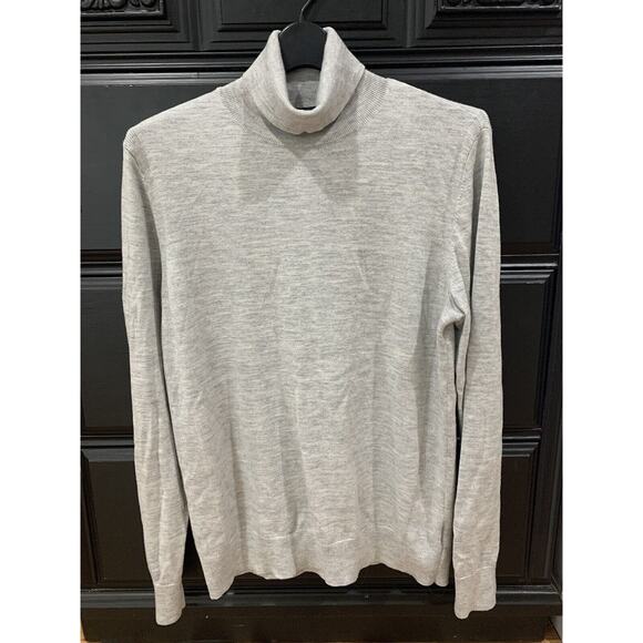 Express Light Gray Merino Wool Blend Classic Lightweight Turtleneck L - Picture 1 of 12